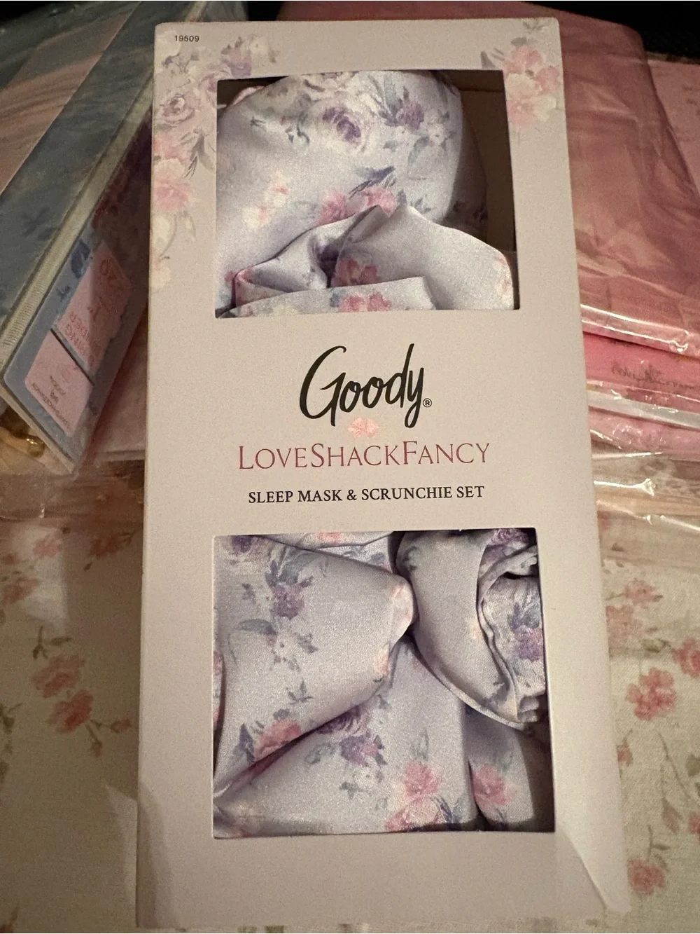 LoveShackFancy X Target- Happy Thoughts Sleep Mask & Scrunchie 2 Count Hibiscus